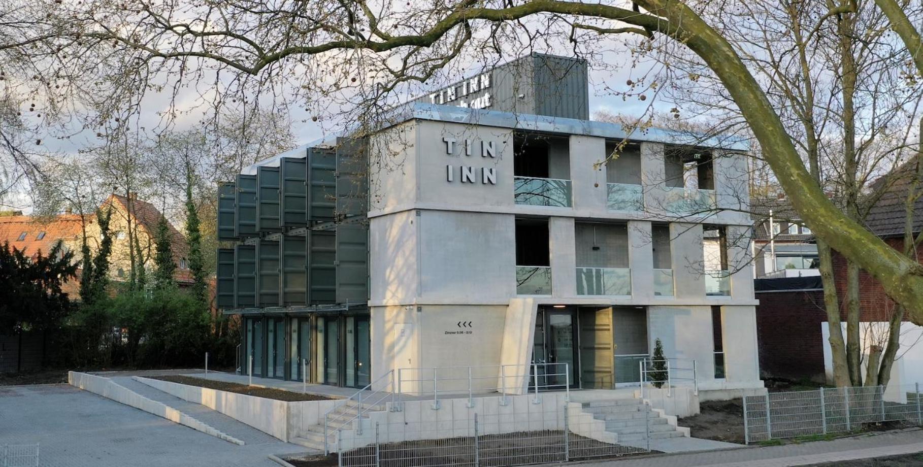 Tin Inn - Hueckelhoven - Das Hotel Aus Hochwertig Ausgebauten Ueberseecontainern Exteriér fotografie